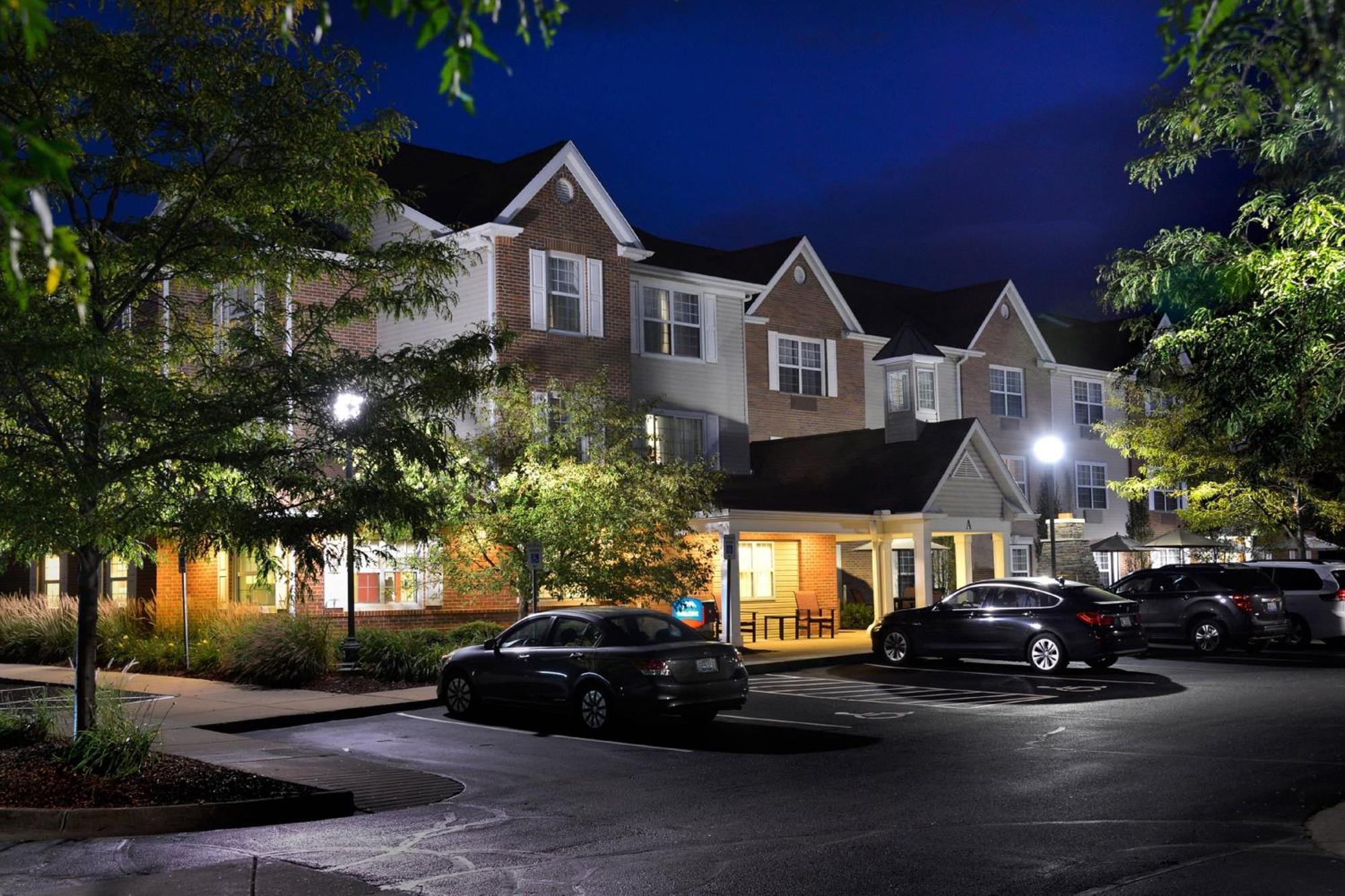 Towneplace Suites By Marriott East Lansing Buitenkant foto