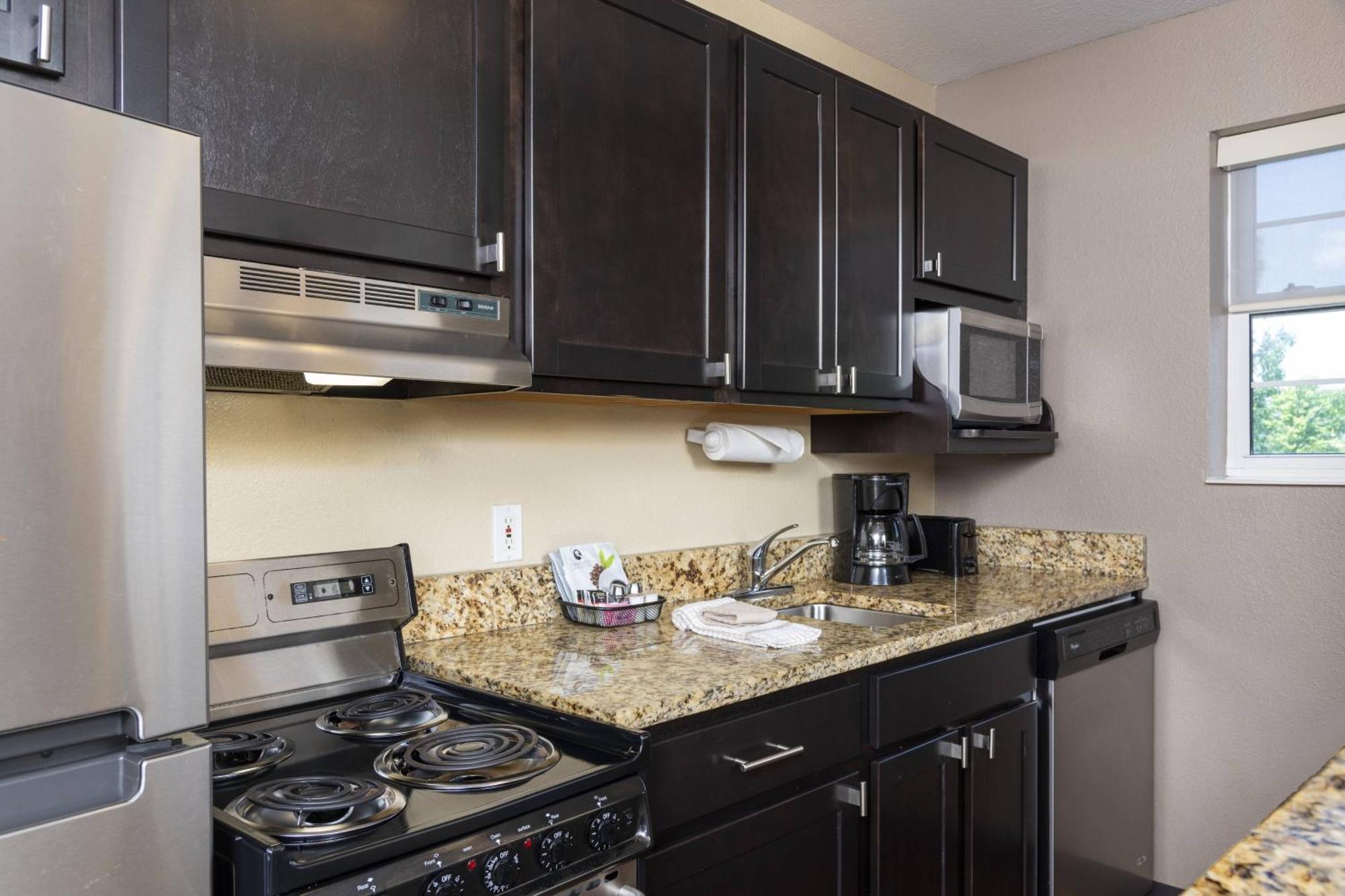 Towneplace Suites By Marriott East Lansing Buitenkant foto